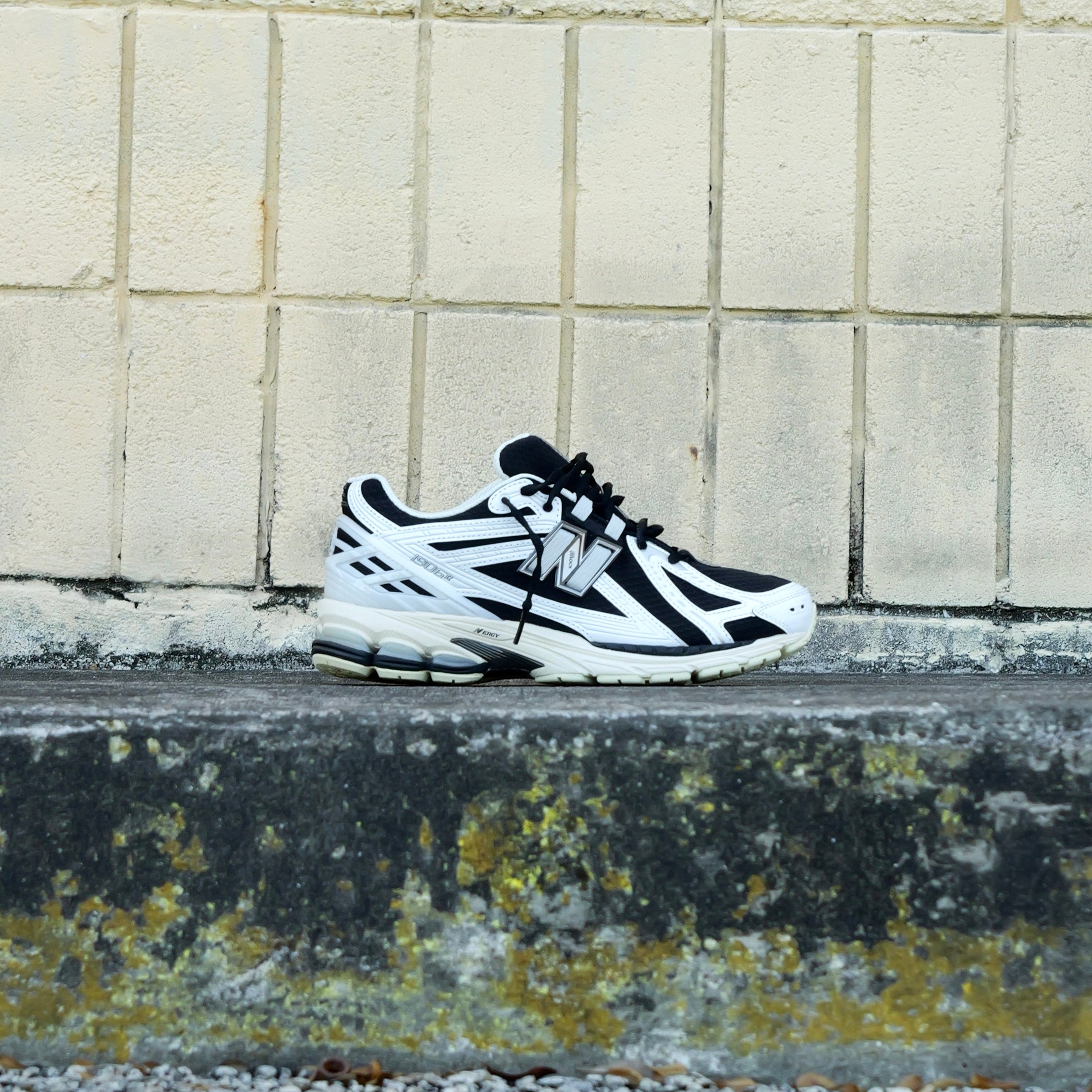 Mens New Balance 1906RCI (White/Black) - New Balance