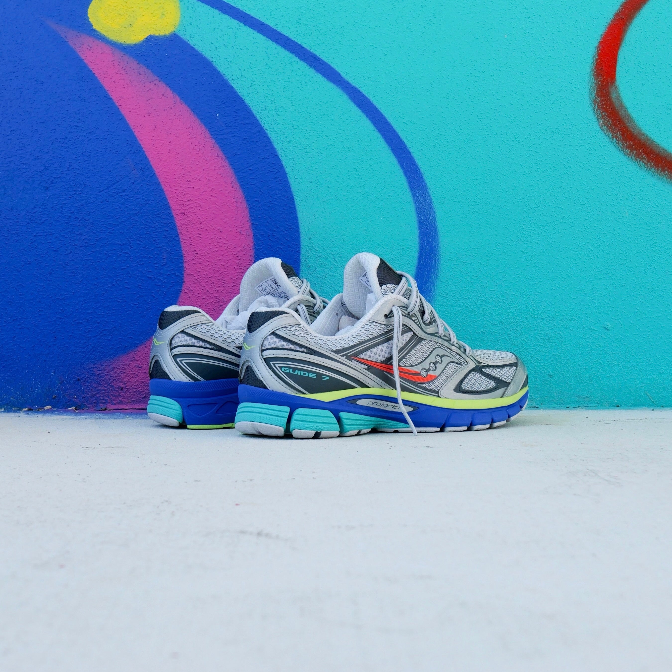 Mens Saucony ProGrid Guide 7 (Silver/Multi)