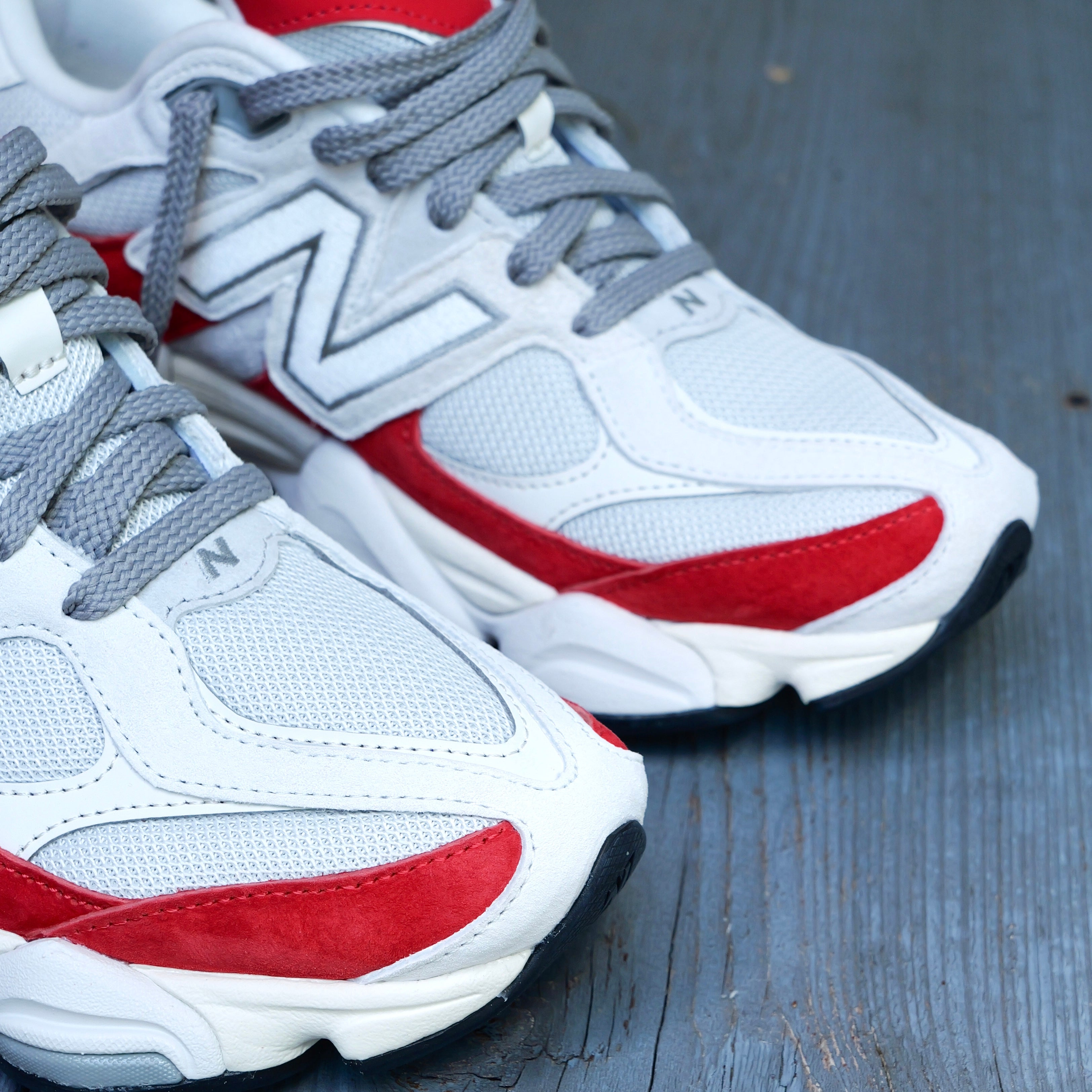 New Balance 9060 (Grey/Red) - U9060JBE