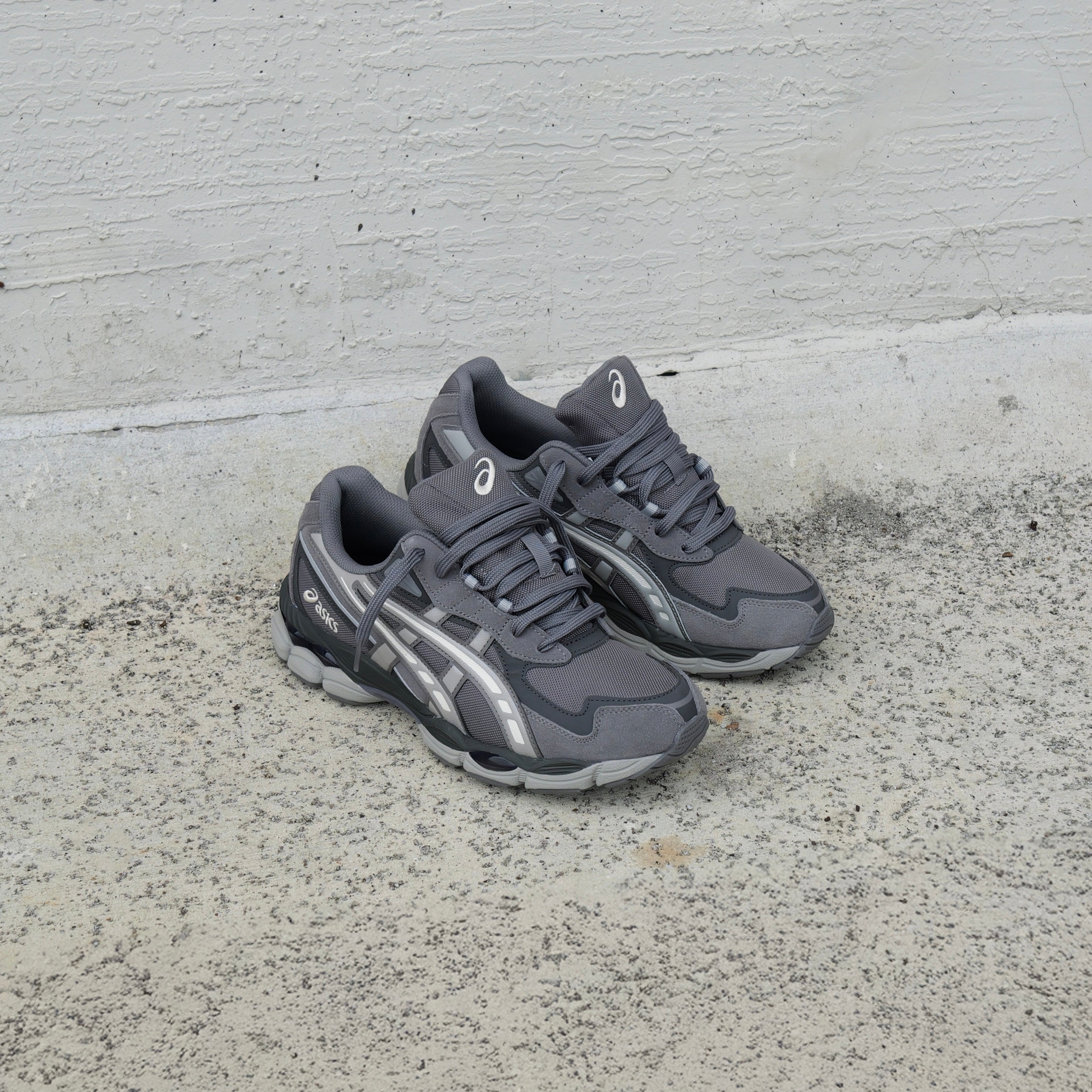 Mens Asics Gel-NYC 2055 (Carbon/Cement)