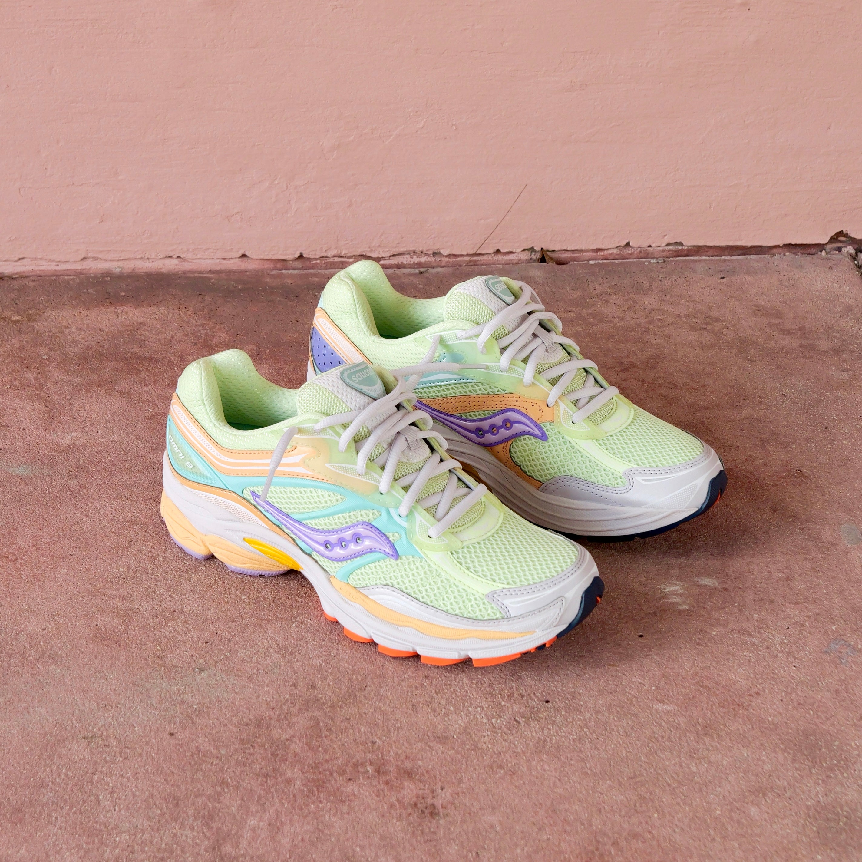 Mens Saucony ProGrid Omni 9 (Lime/Orchid) - Saucony