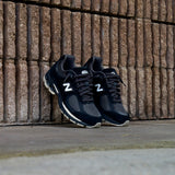 Mens New Balance 2002R (Black/Brown) - U2002RL - New Balance