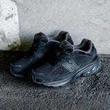 Mens New Balance Abzorb 2010 (Triple Black)-U20107B1