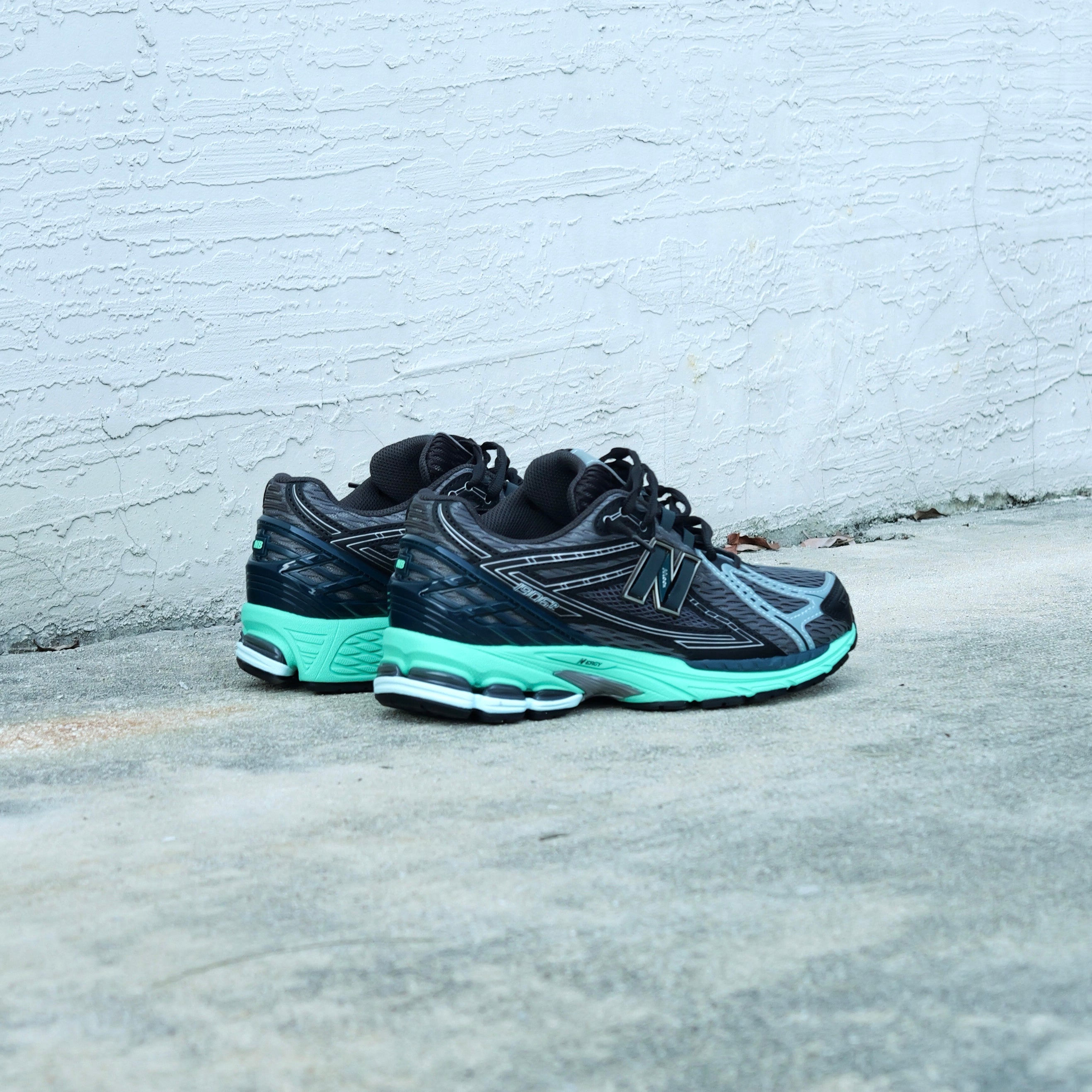 Mens New Balance 1906R (Grey/Green Glow) U19068O6