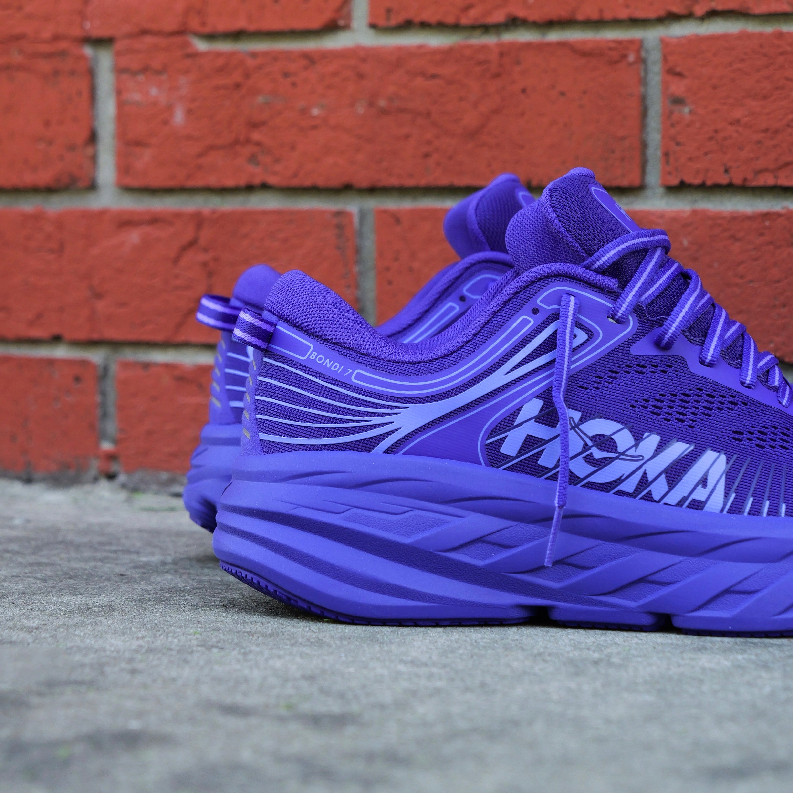 Womens HOKA Bondi 7 CLCS (Cosmic Purple)