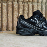 Mens New Balance 740 (Black/Metallic Silver) - U740BM2 - New Balance