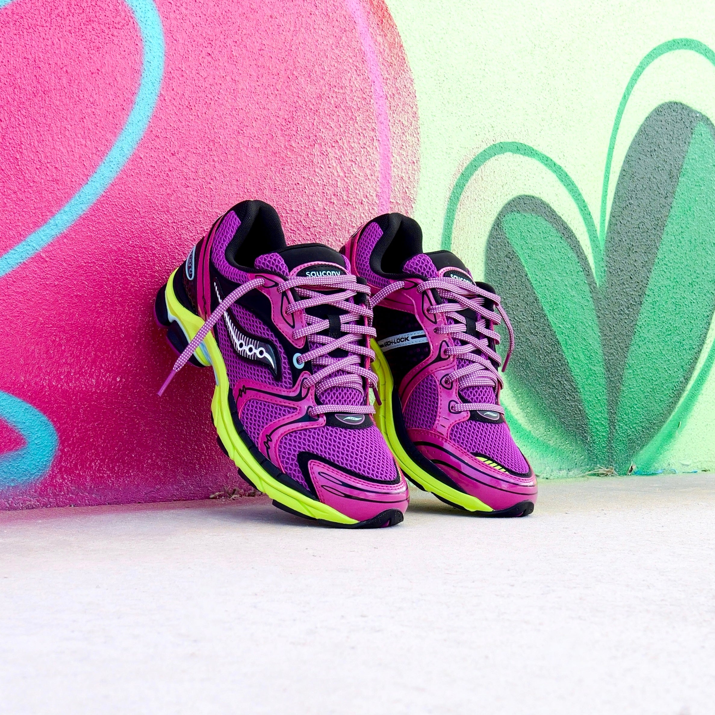 Mens Saucony ProGrid Triumph 4 (Juice)