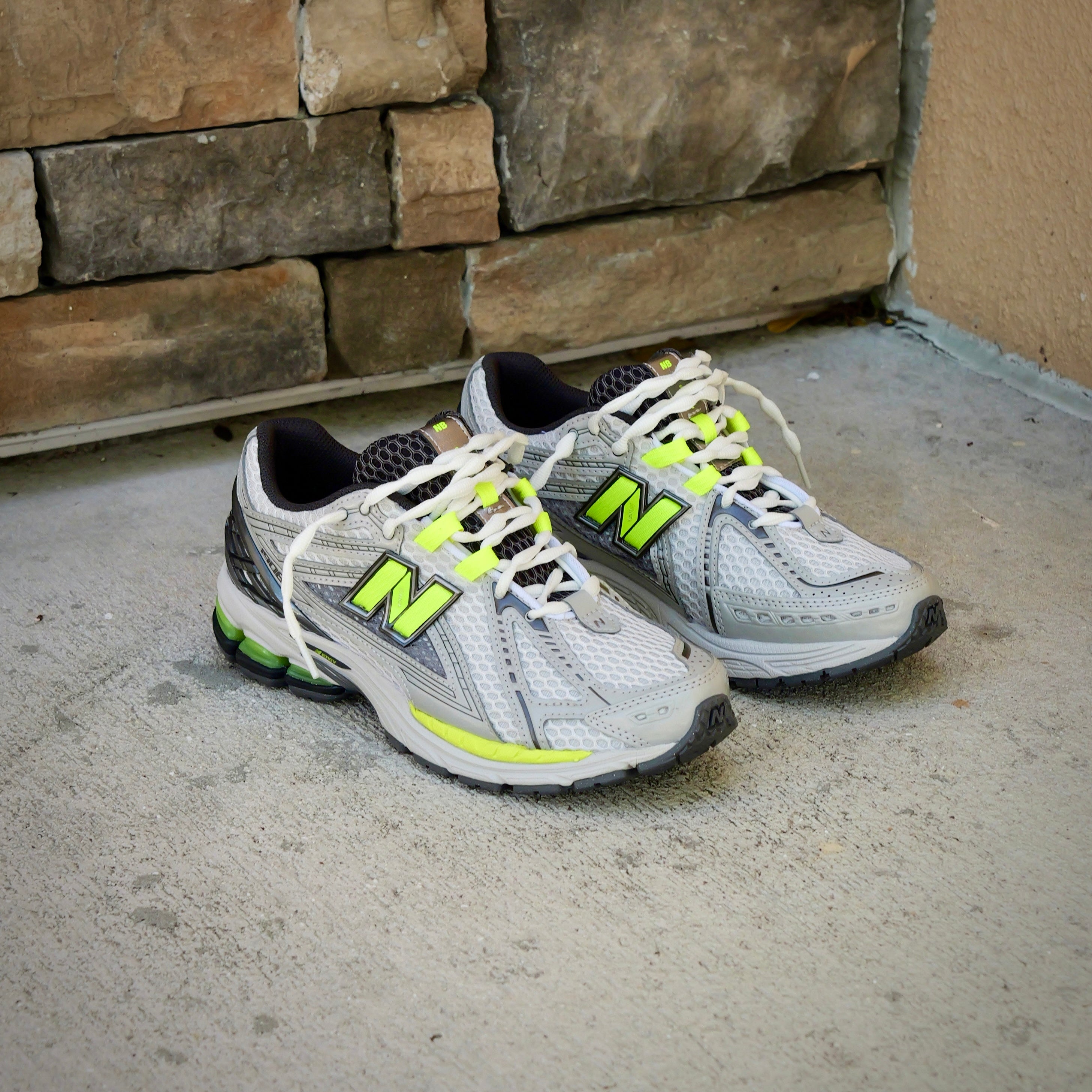 Mens New Balance 1906R (Grey/Green) U190652H - New Balance