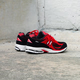 Mens New Balance 2002R (True Red/Black) - U2002RZA