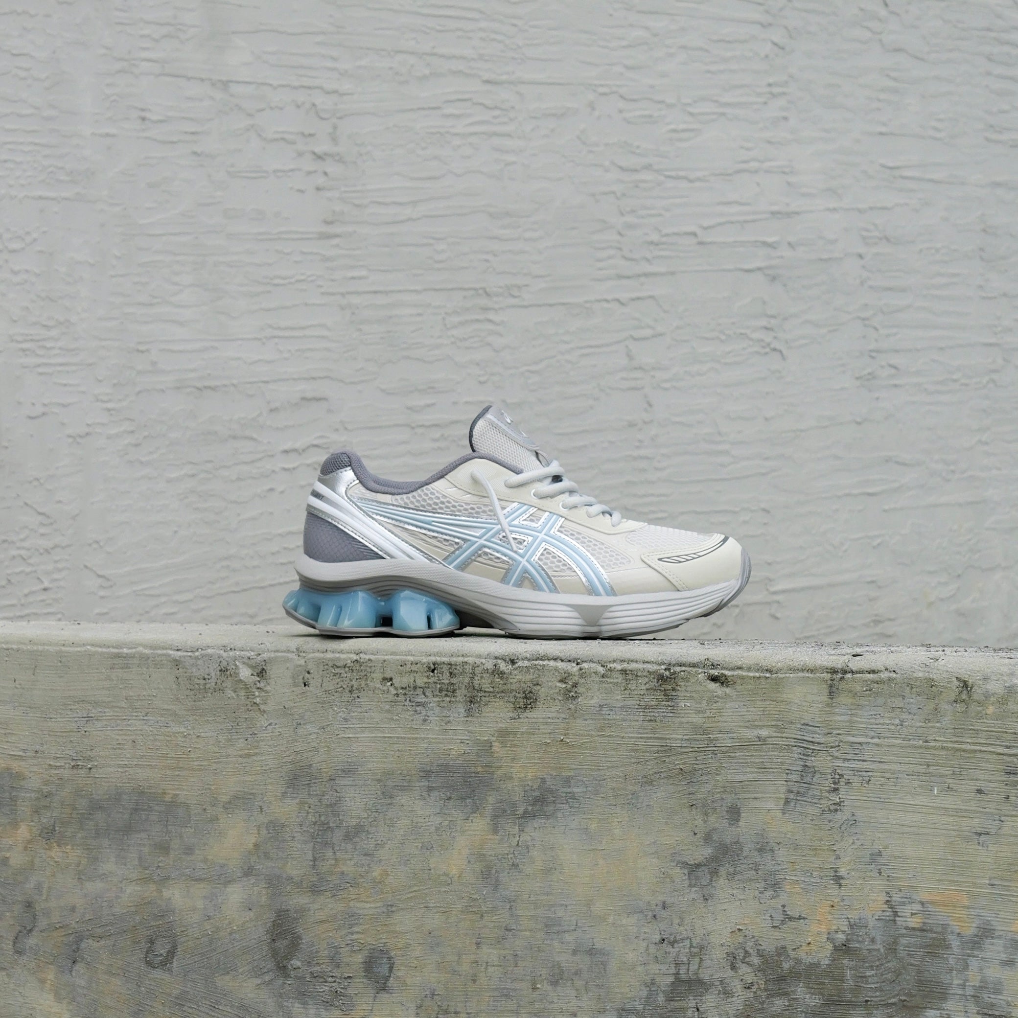 Mens Asics x EMMI Gel-Kinetic Fluent (Cream/Soft Sky) - Asics