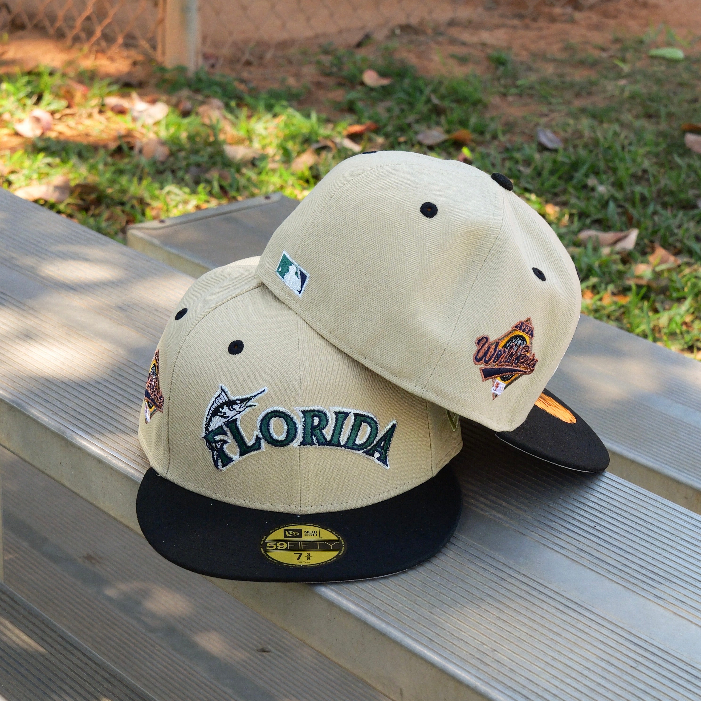 New Era Florida Marlins Grey UV 59Fifty Fitted (Vegas Gold/Black) - New Era