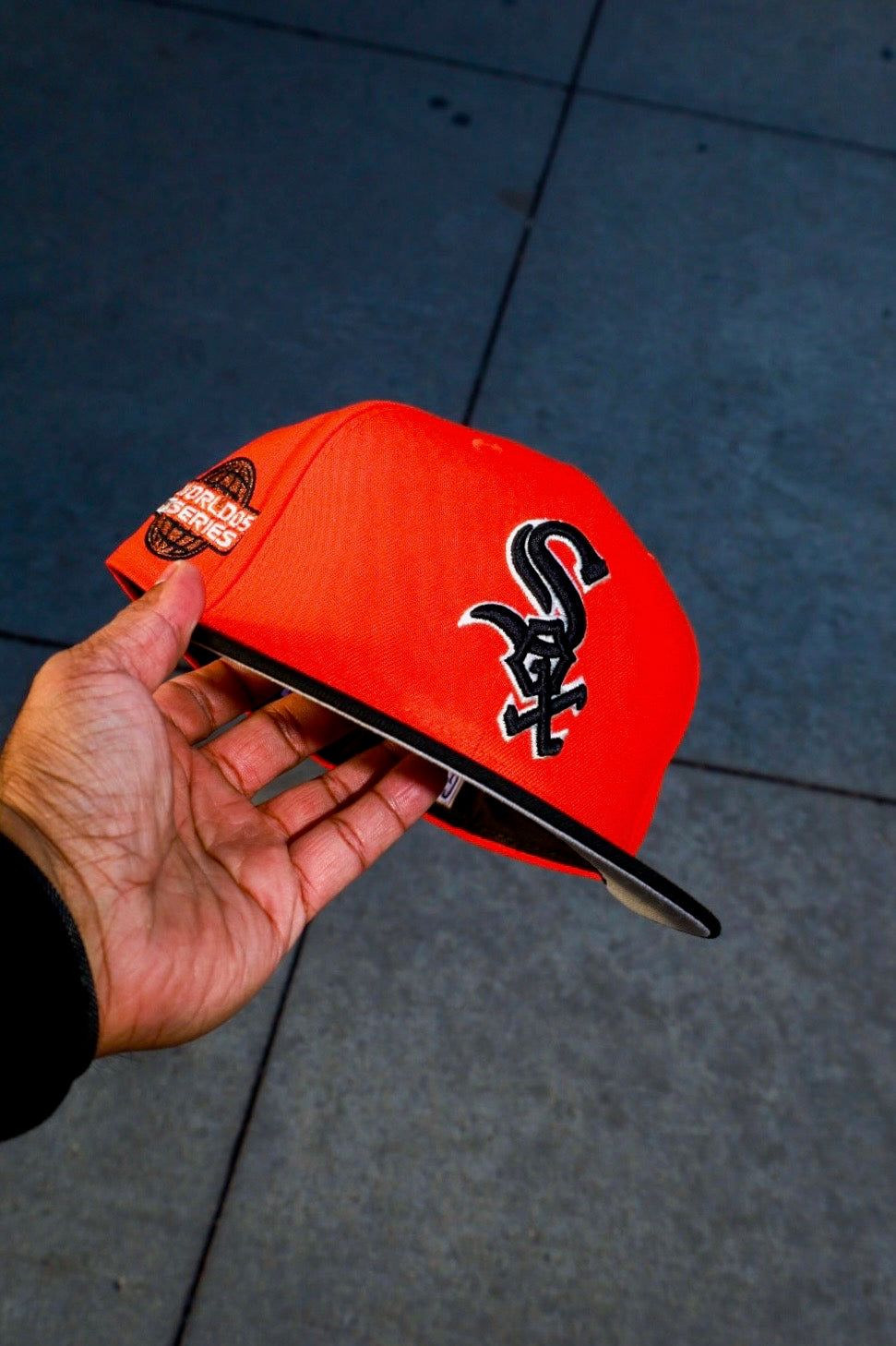 New Era Chicago White Sox 2005 World Series Side Patch Fitted (Orange/Black)