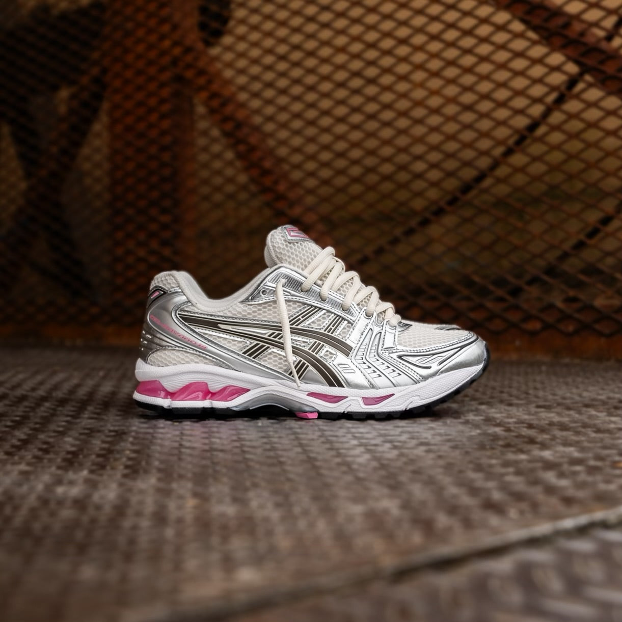 Mens Asics Gel-Kayano 14 (Cream/Sweet Pink)