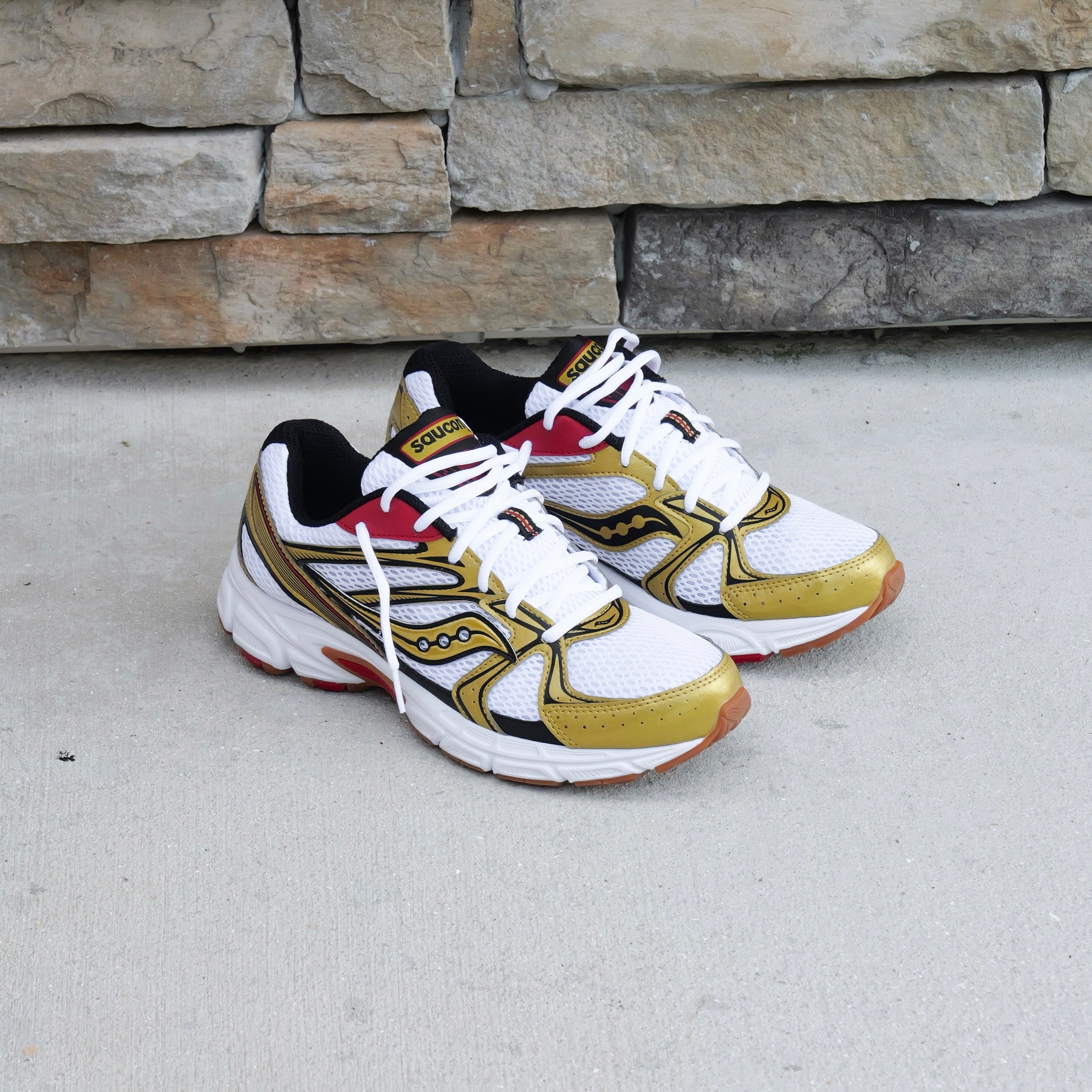 Mens Saucony Ride Millennium (White/Gold)