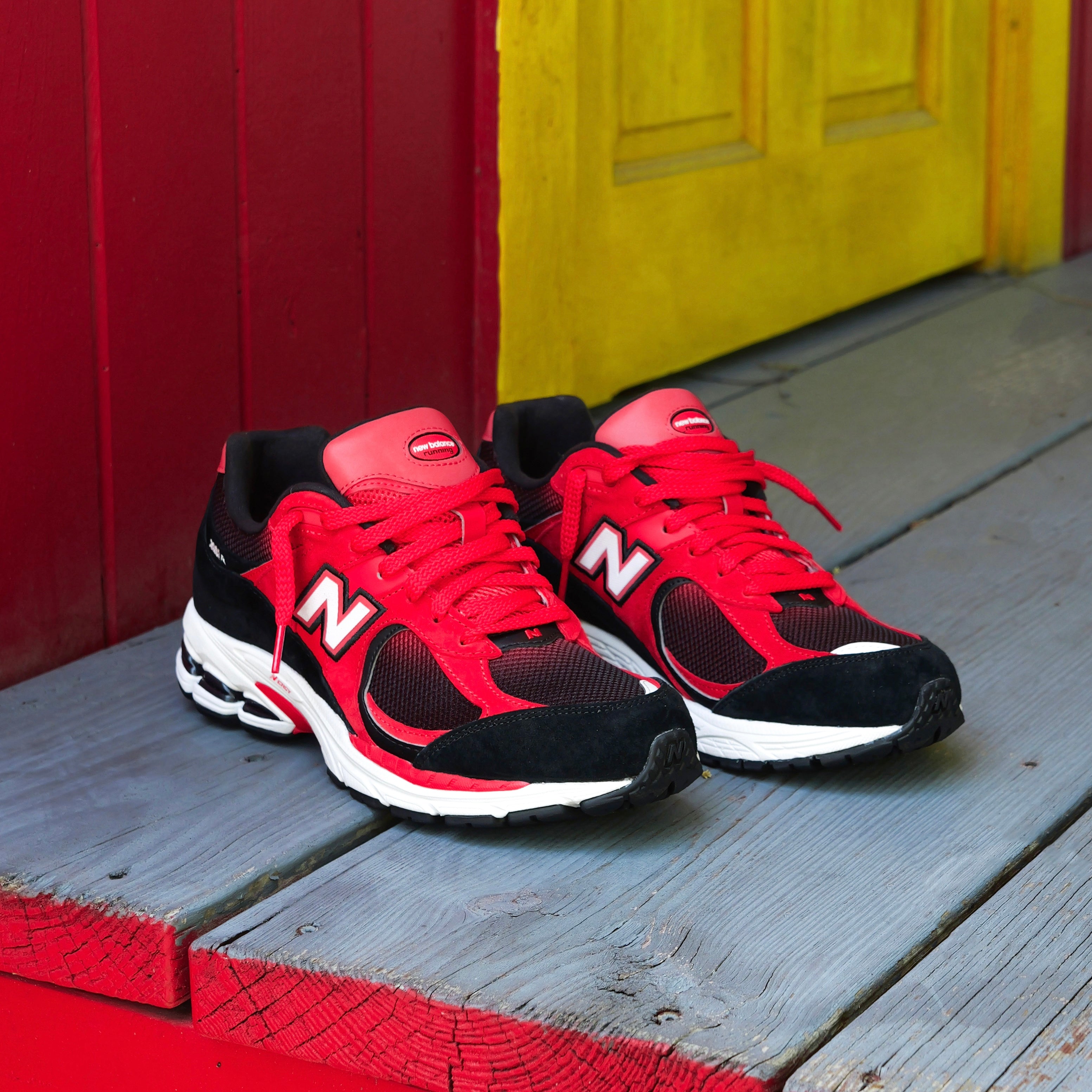 Mens New Balance 2002R (True Red/Black) - U2002RZA - New Balance