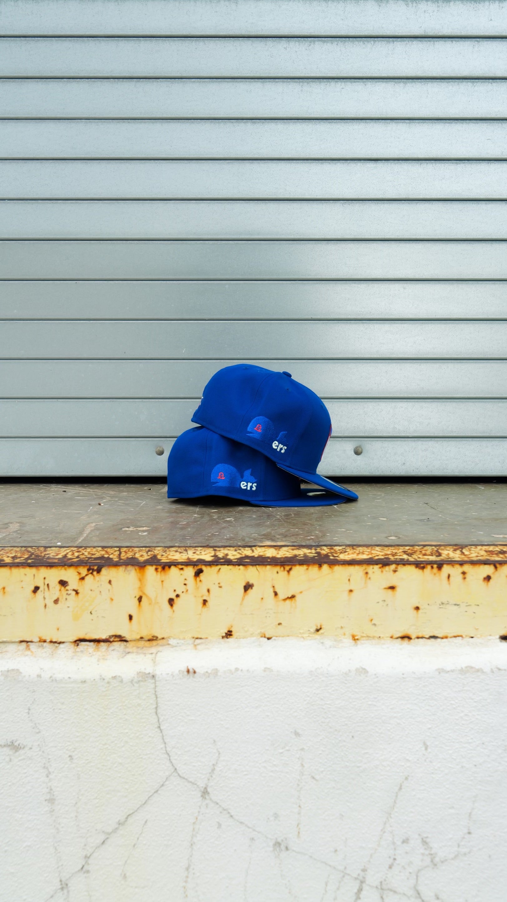 New Era Hartford Whalers Side Patch Fitted (Royal) - New Era