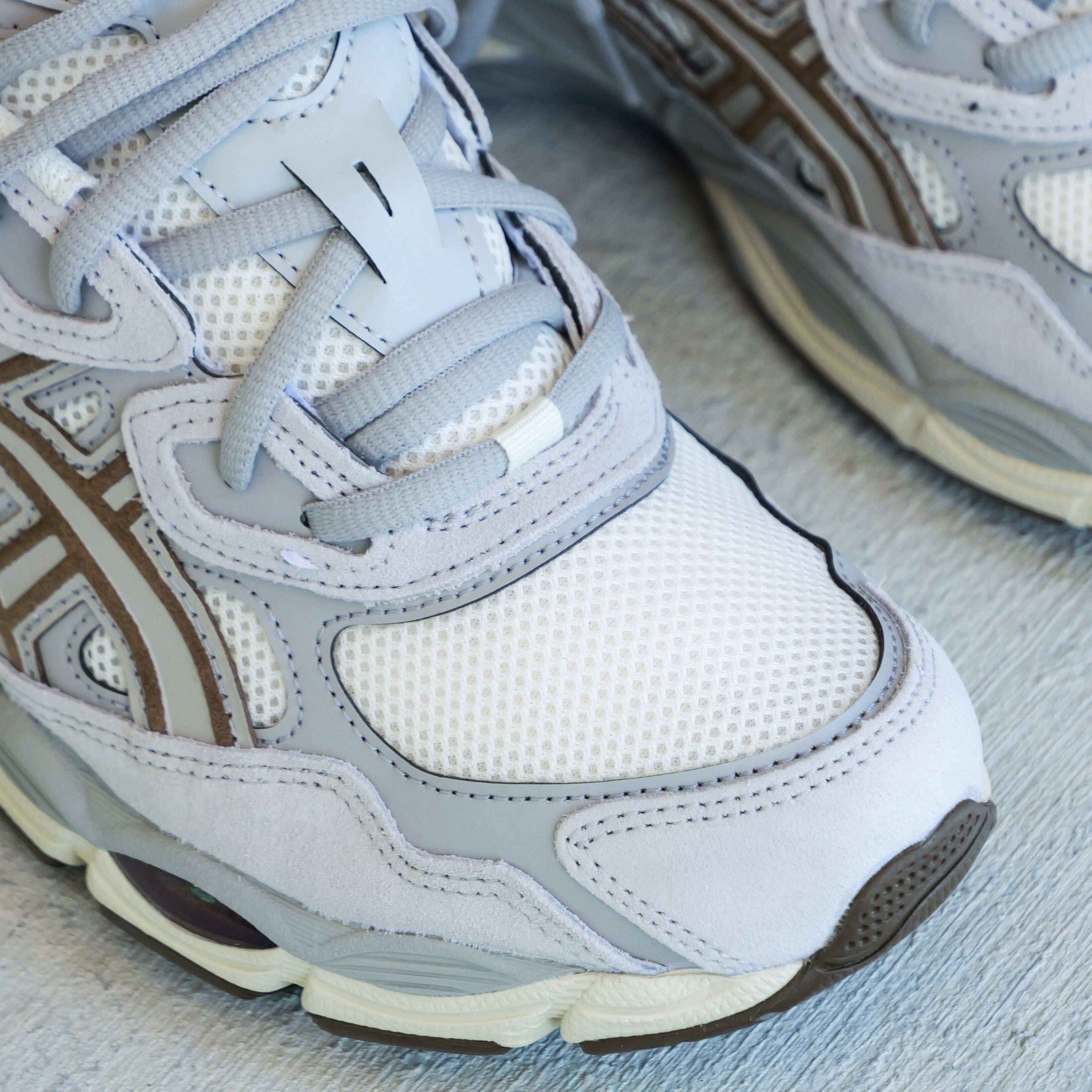 Mens Asics Gel-NYC (Cream/Cement Grey)