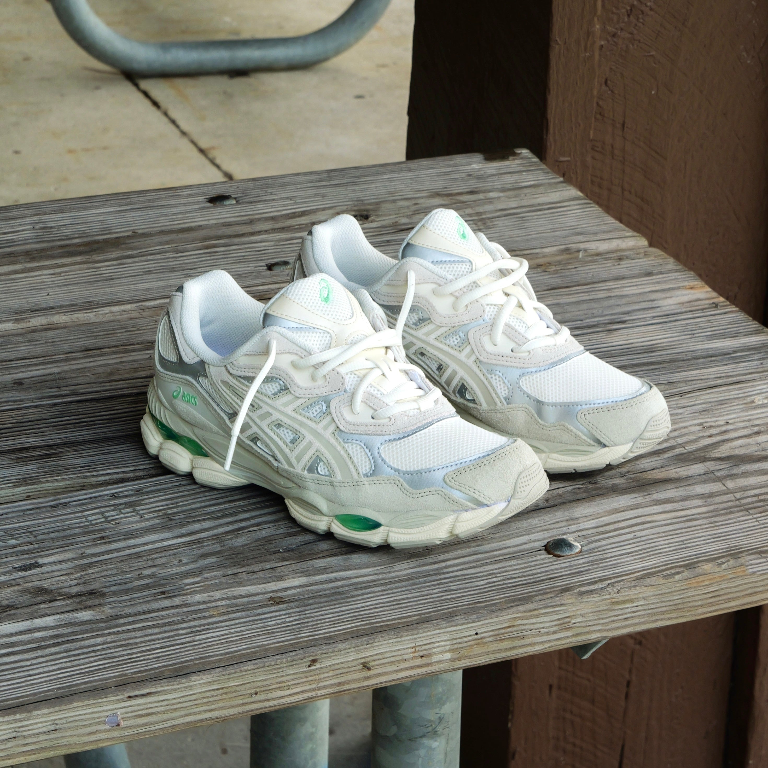 Mens Asics Gel-NYC (Cream/Fossil)