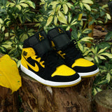 Mens Air Jordan 1 Mid SE (Black/White/Varsity Maize)