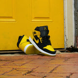 Mens Air Jordan 1 Mid SE (Black/White/Varsity Maize)