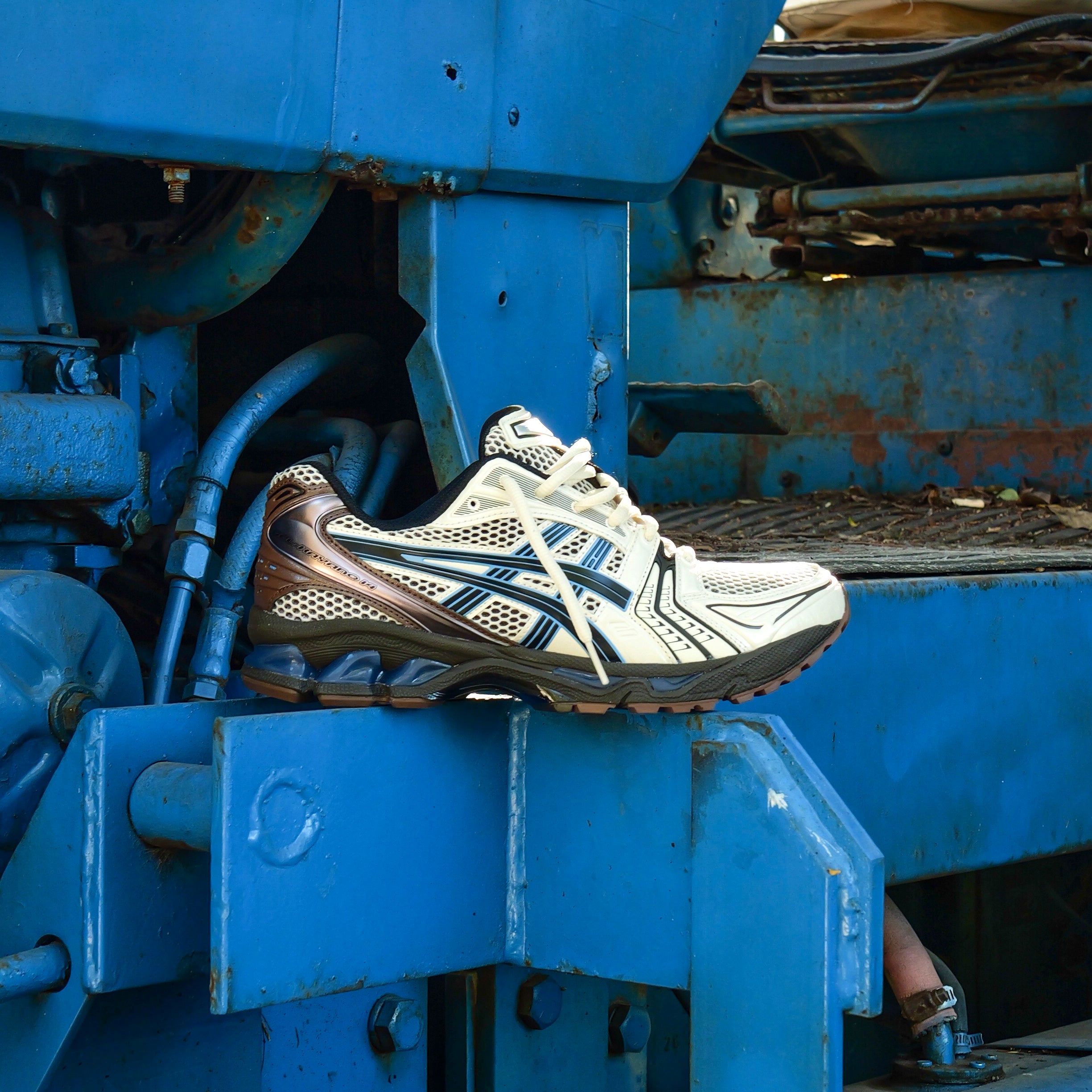 Mens Asics Gel-Kayano 14 (Cream/Blue Coast)