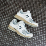 Mens New Balance 2002R (Beige/Grey) - U2002RJ