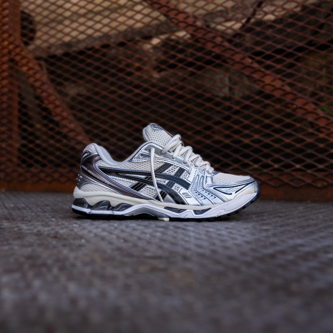 Mens Asics Gel-Kayano 14 (Cream/Black)