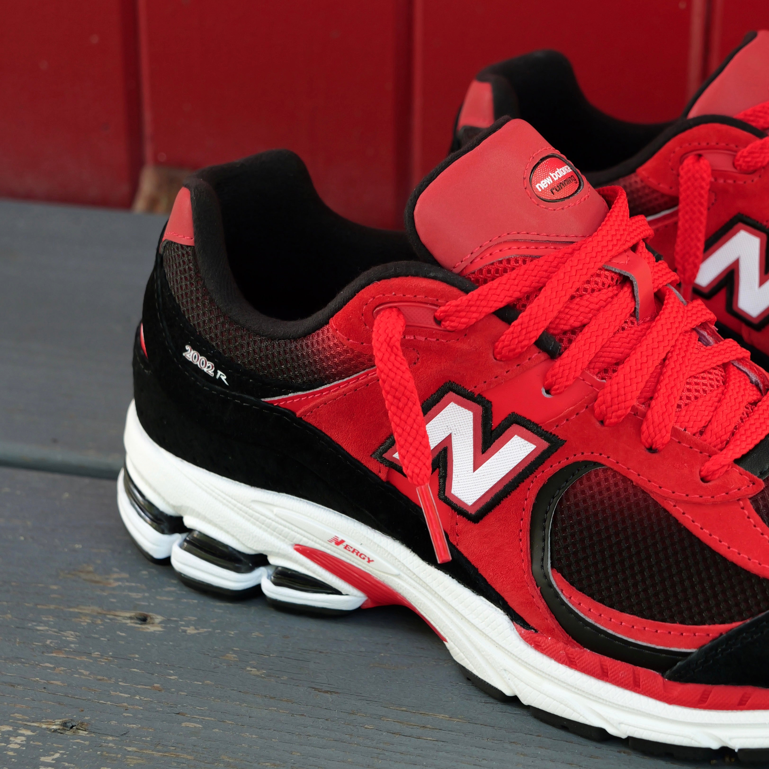Mens New Balance 2002R (True Red/Black) - U2002RZA - New Balance