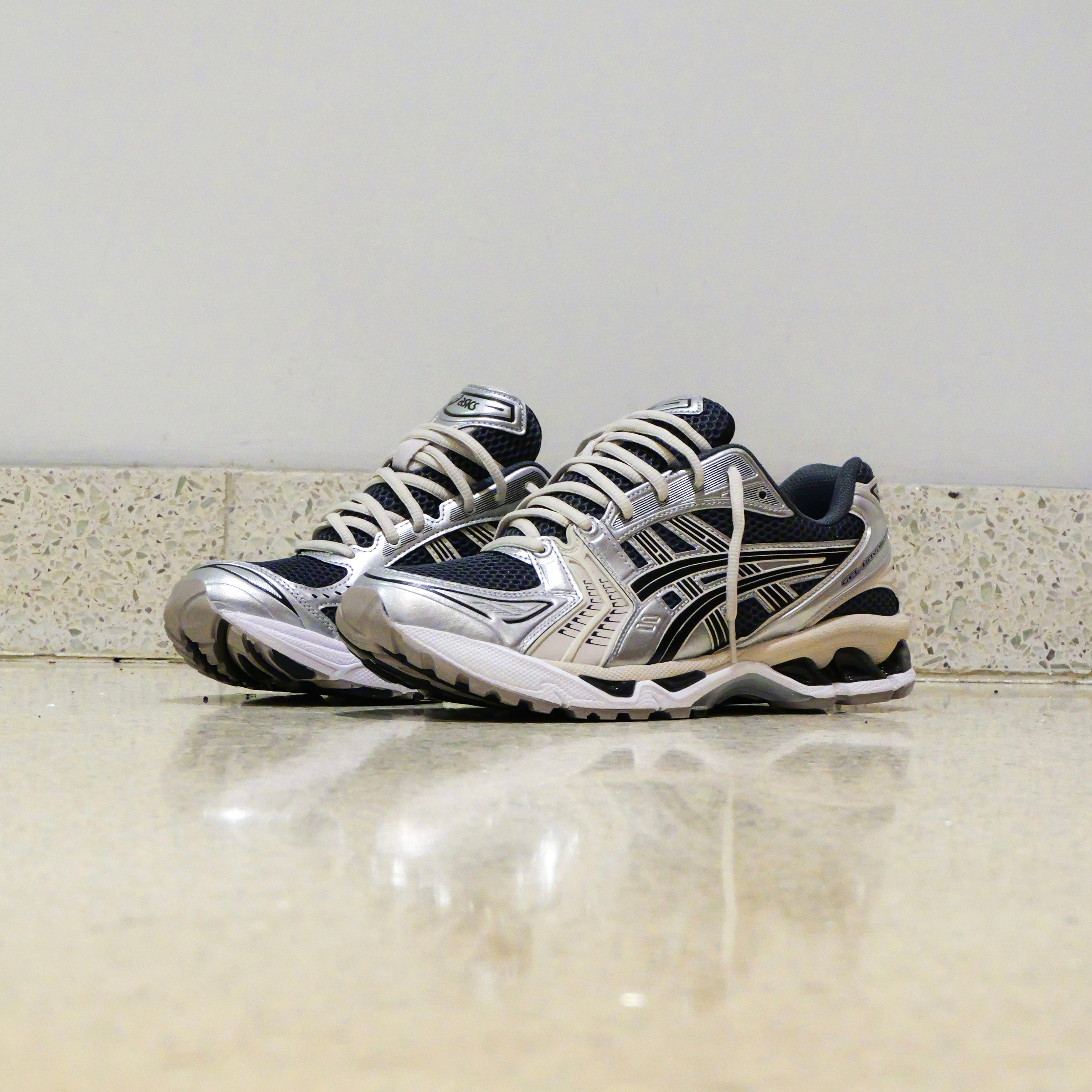 Mens Asics Gel-Kayano 14 (Carrier Grey/Black)