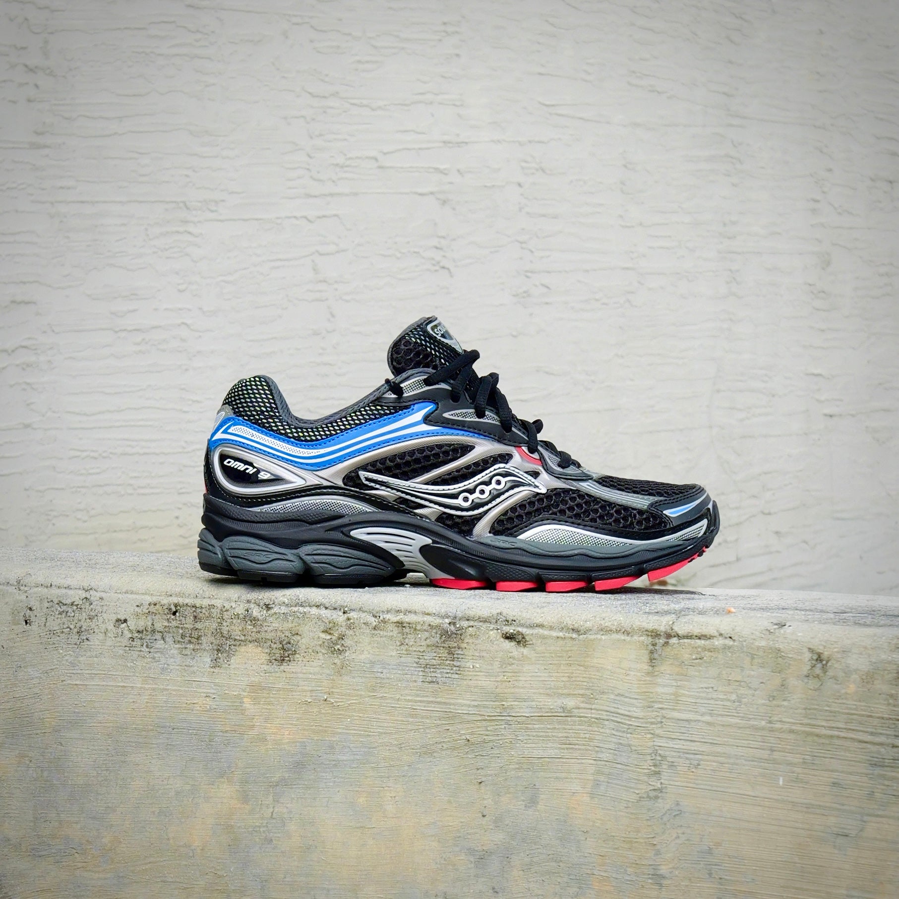 Mens Saucony ProGrid Omni 9 (Black/Multi) - Saucony