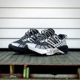 Hoka SpeedGoat 2 TS BKSTR (Black / Stardust)