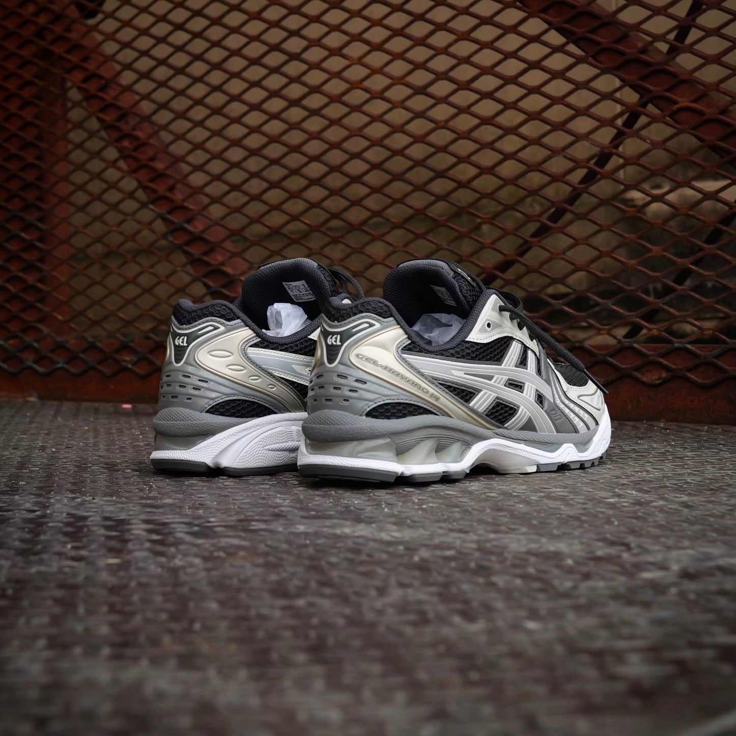 Mens Asics Gel-Kayano 14 (Obsidian/Cement Grey)