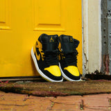 Mens Air Jordan 1 Mid SE (Black/White/Varsity Maize)