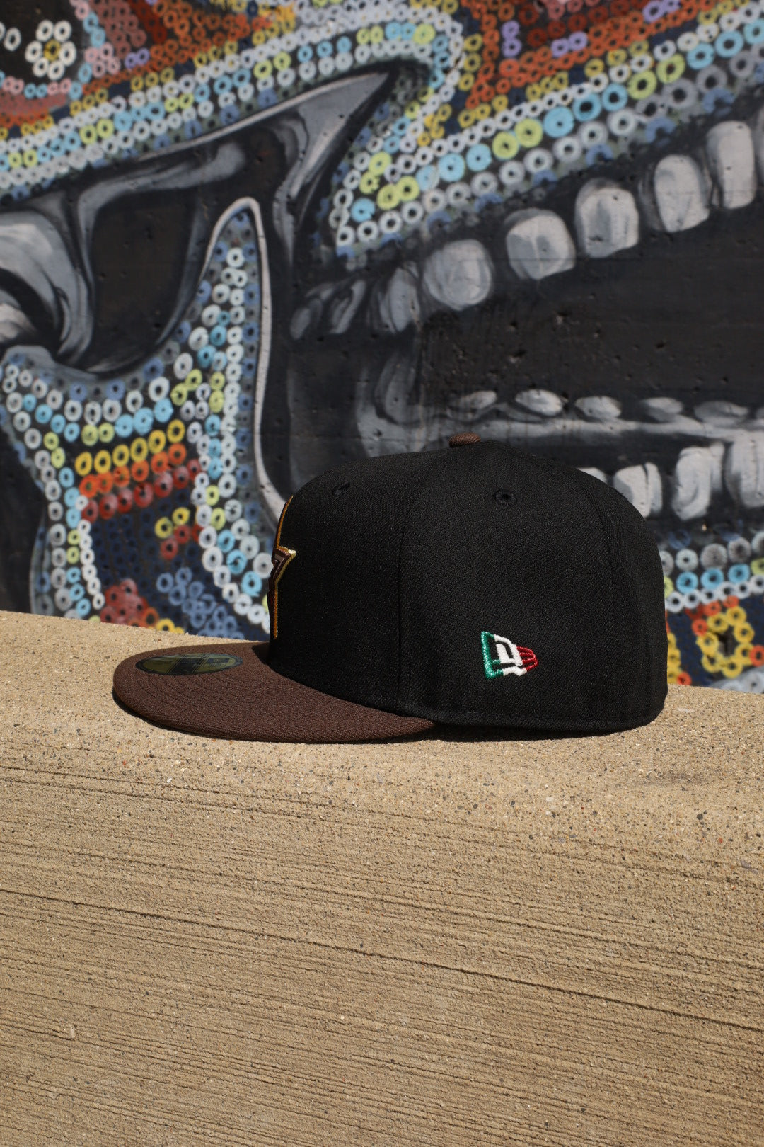 New Era Houston Astros Mexico Agila Side Patch Grey UV 59Fifty Fitted (Black/Walnut)
