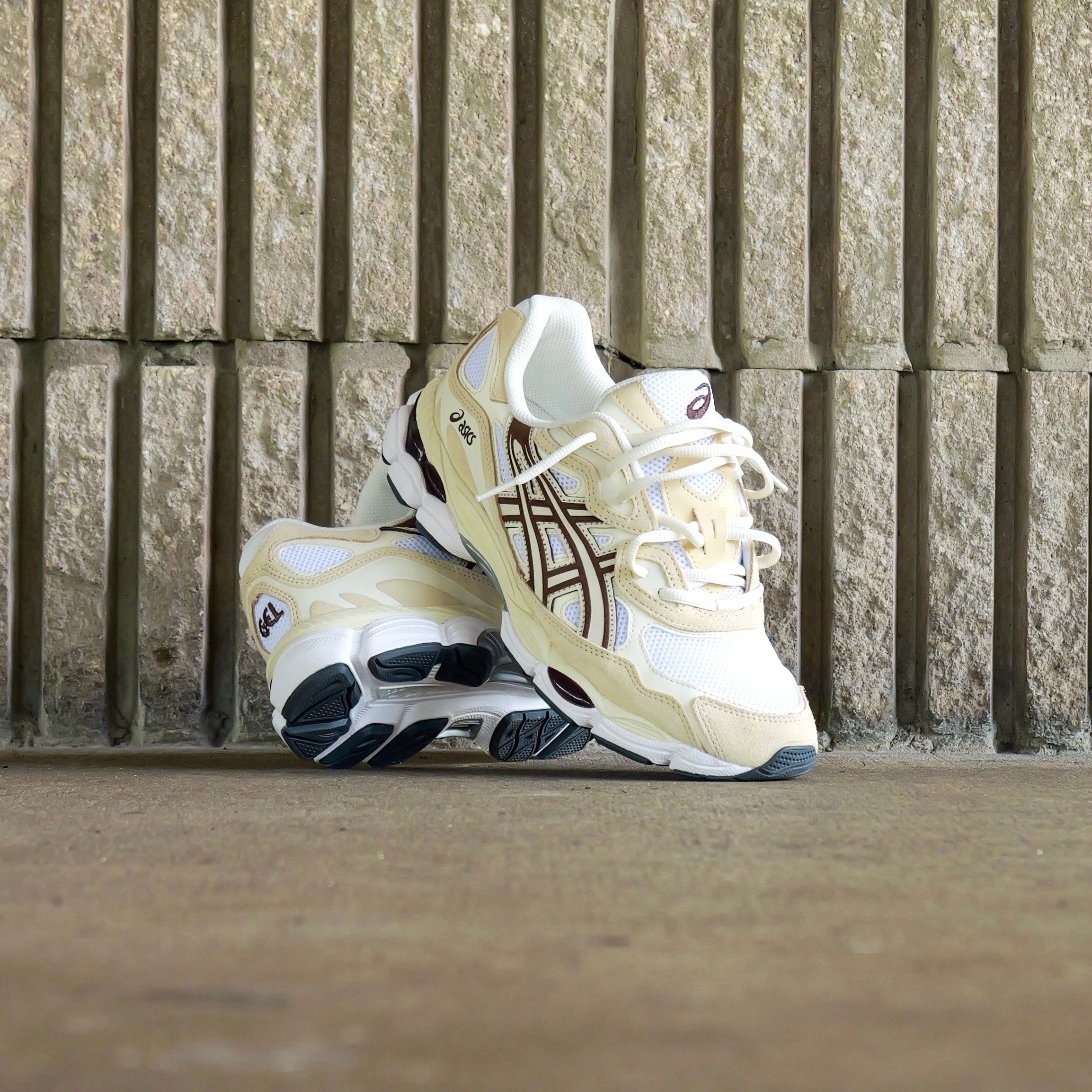 Mens Asics Gel-NYC (White/Roasted Coffee) - ASICS