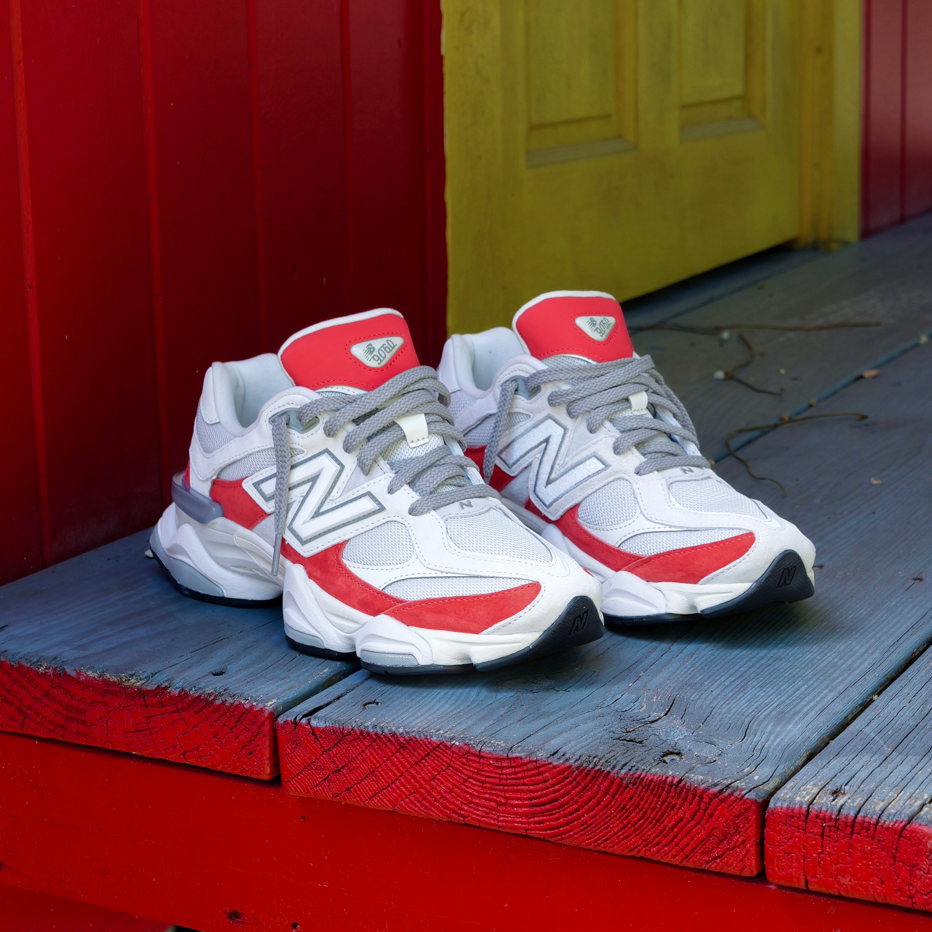 New Balance 9060 (Grey/Red) - U9060JBE