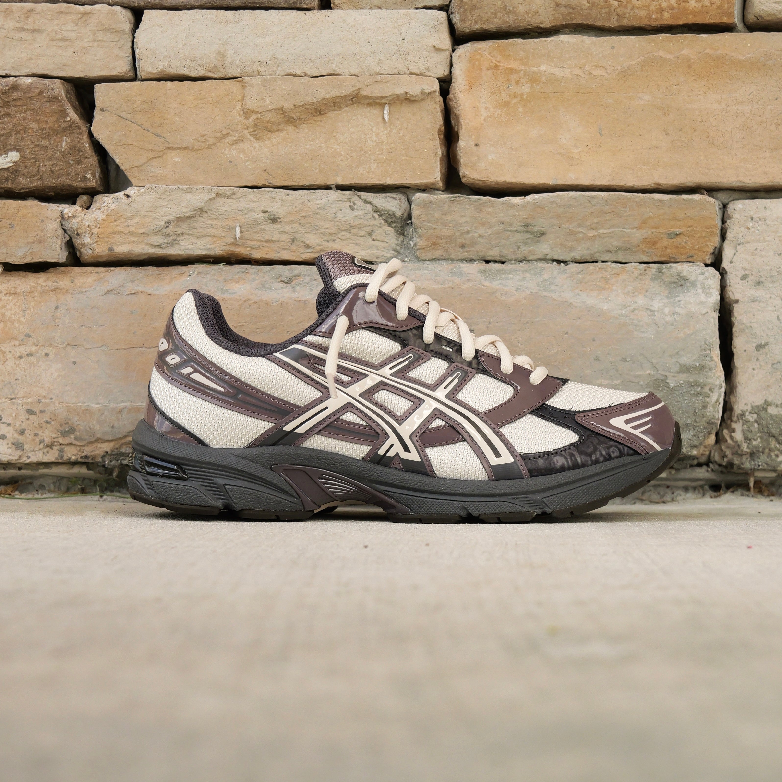 Mens Asics Gel-1130 (Oatmeal/Obsidian Grey)