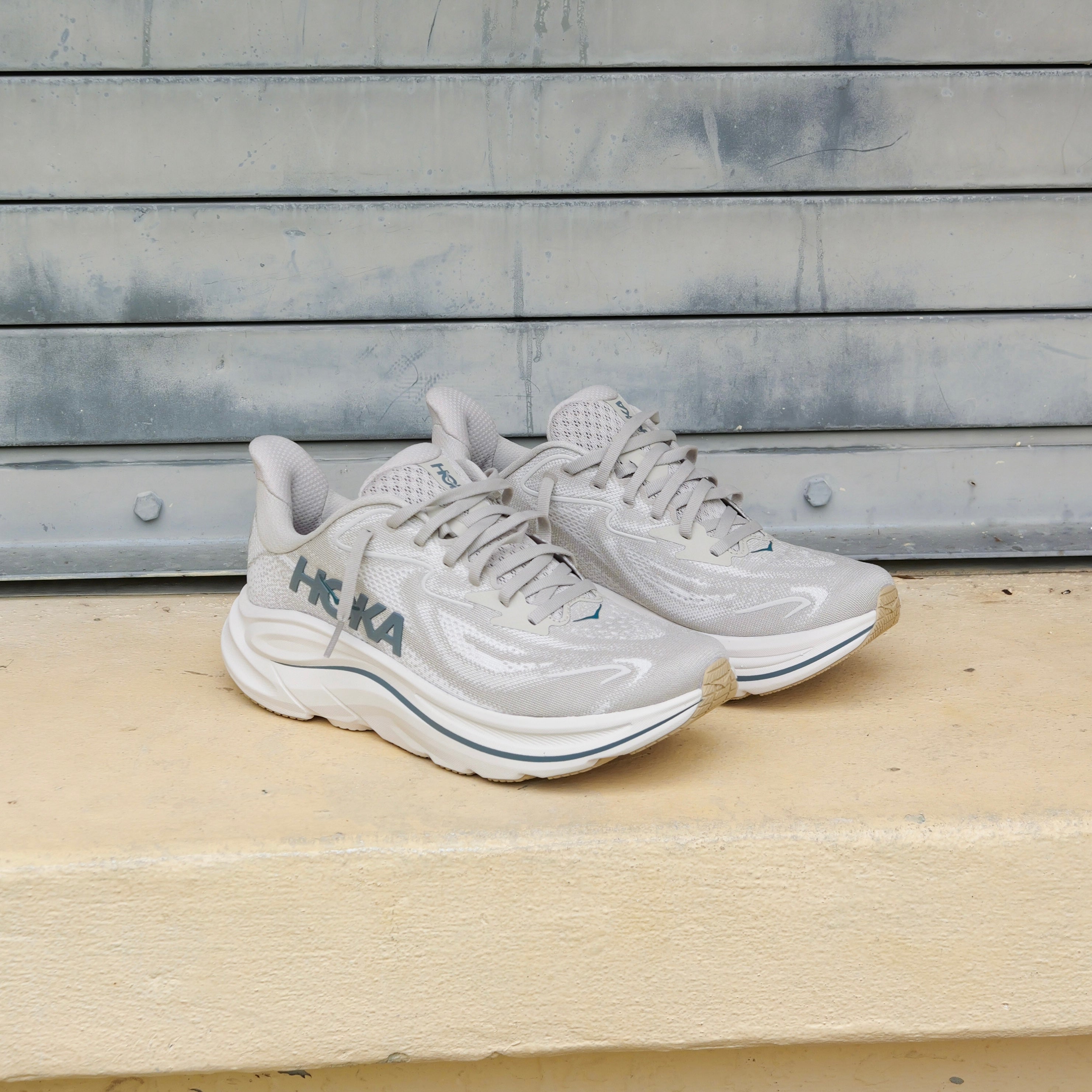 Mens HOKA Clifton 10 (Putty/Grout) - HOKA