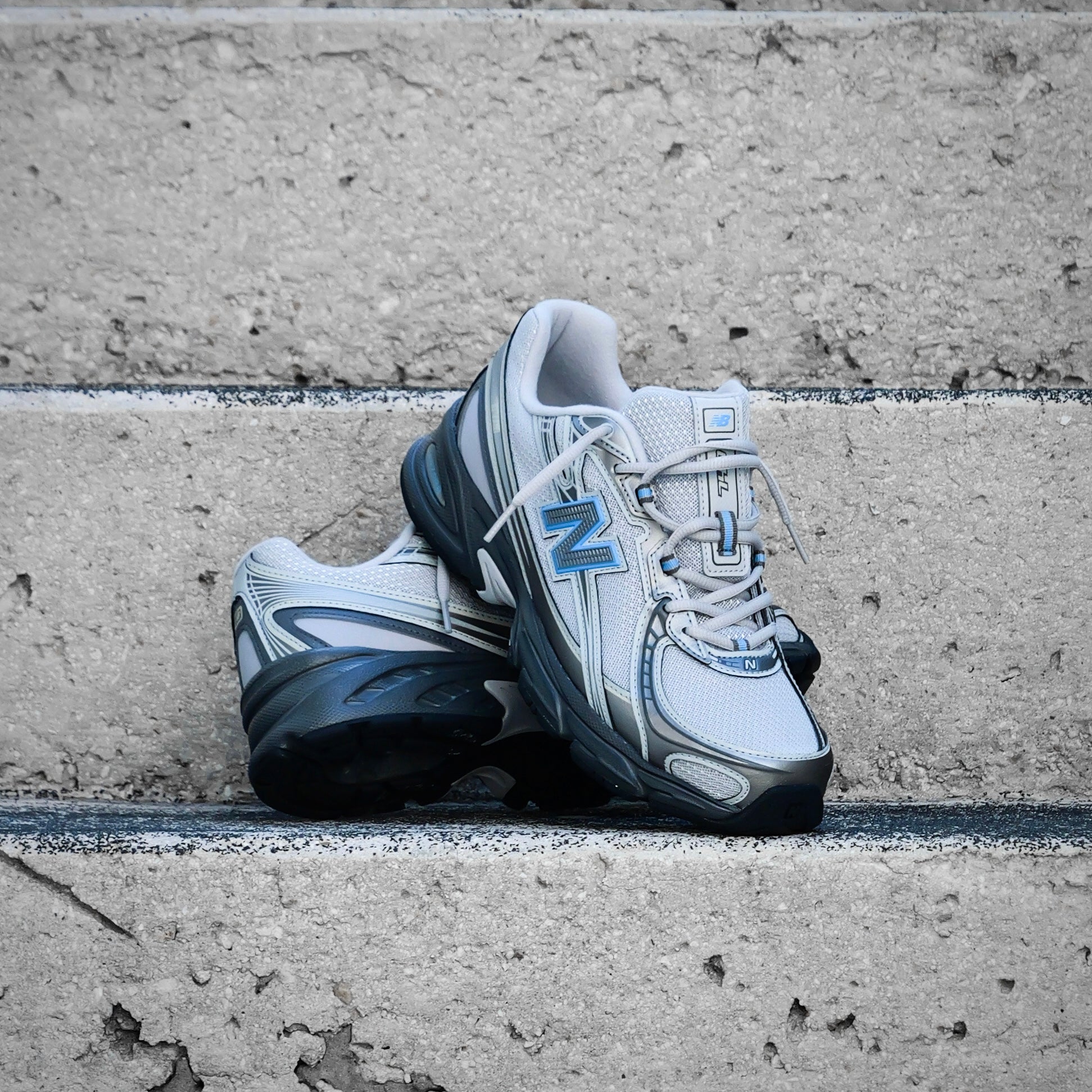Mens New Balance 740 (Raincloud/Fan Blue) - (U740869)