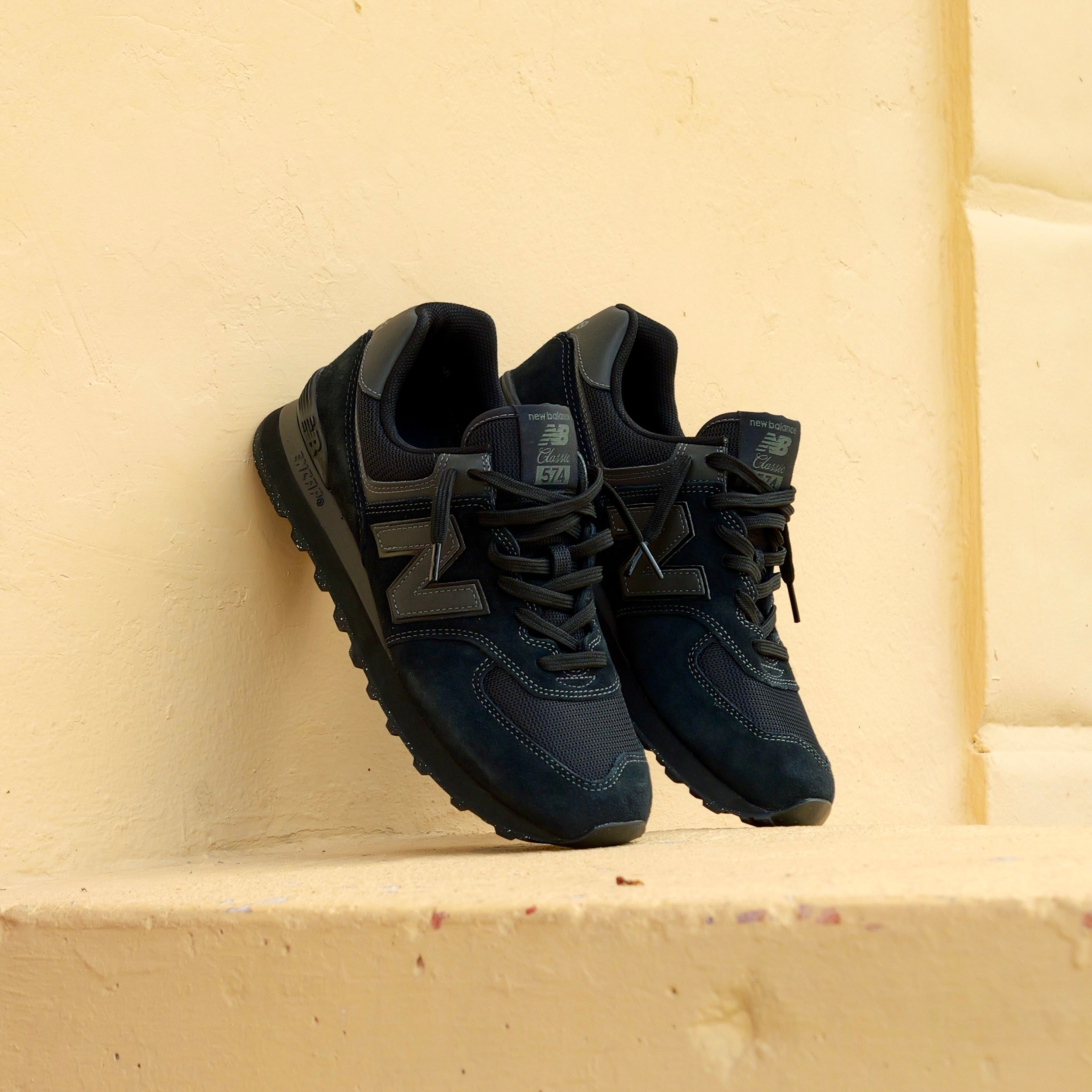 Mens New Balance ML574EVE (Triple Black) - New Balance