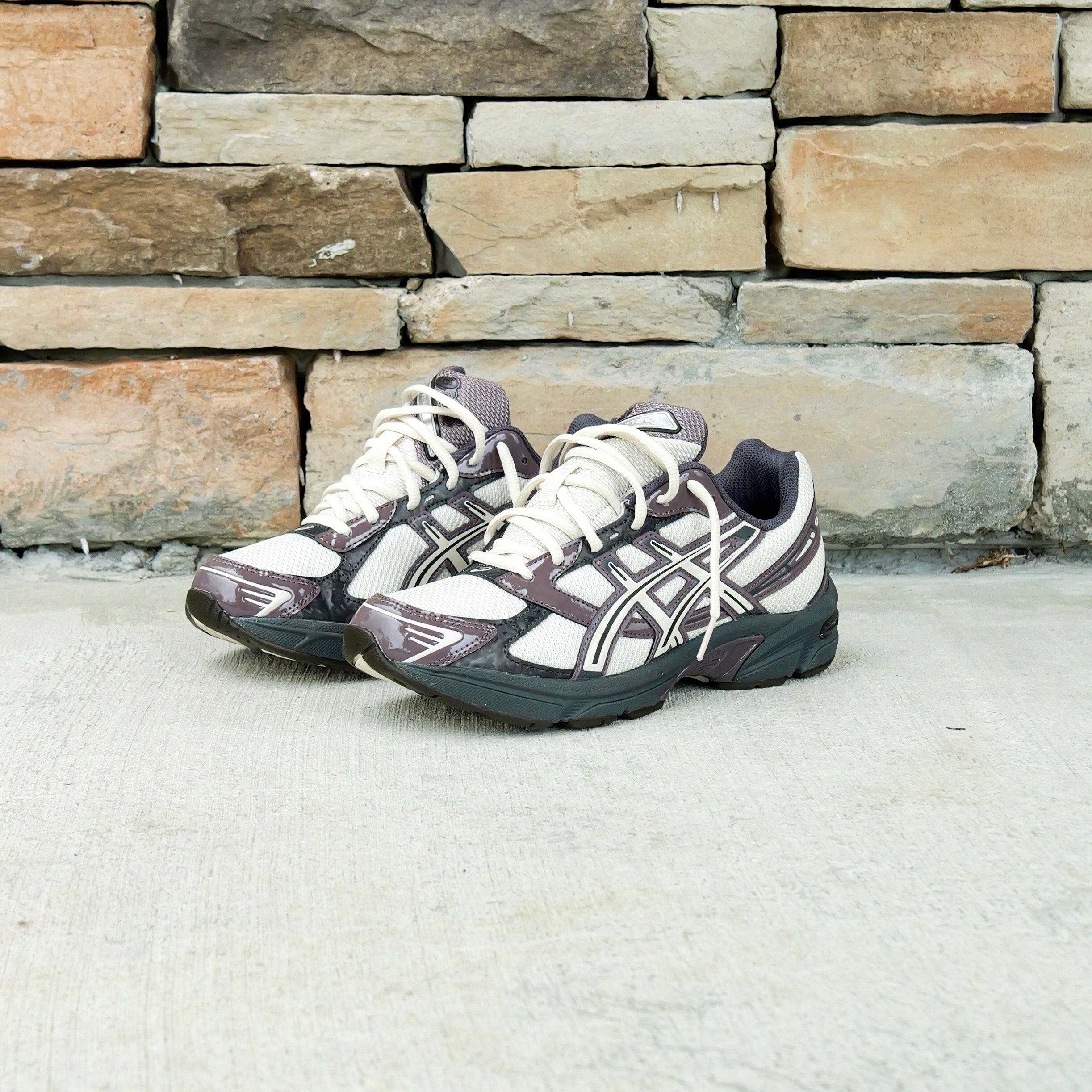 Mens Asics Gel-1130 (Oatmeal/Obsidian Grey)