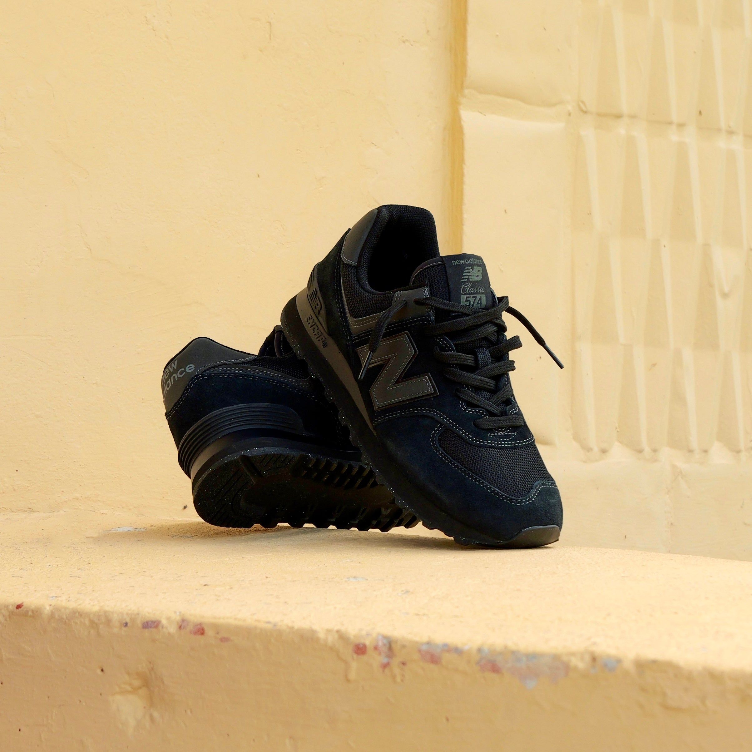 Mens New Balance ML574EVE (Triple Black) - New Balance