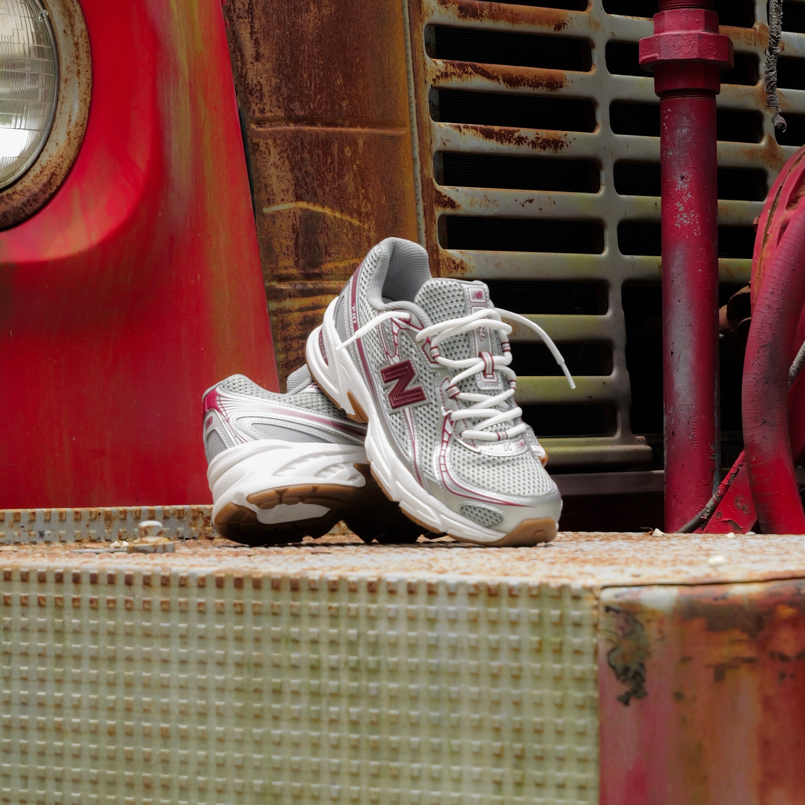 Mens New Balance 740MS2 (Maroon/Grey)