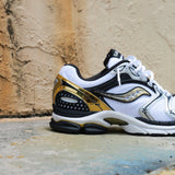 Mens Saucony ProGrid Triumph 4  (Gold/Chrome)