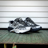 Hoka SpeedGoat 2 TS BKSTR (Black / Stardust)