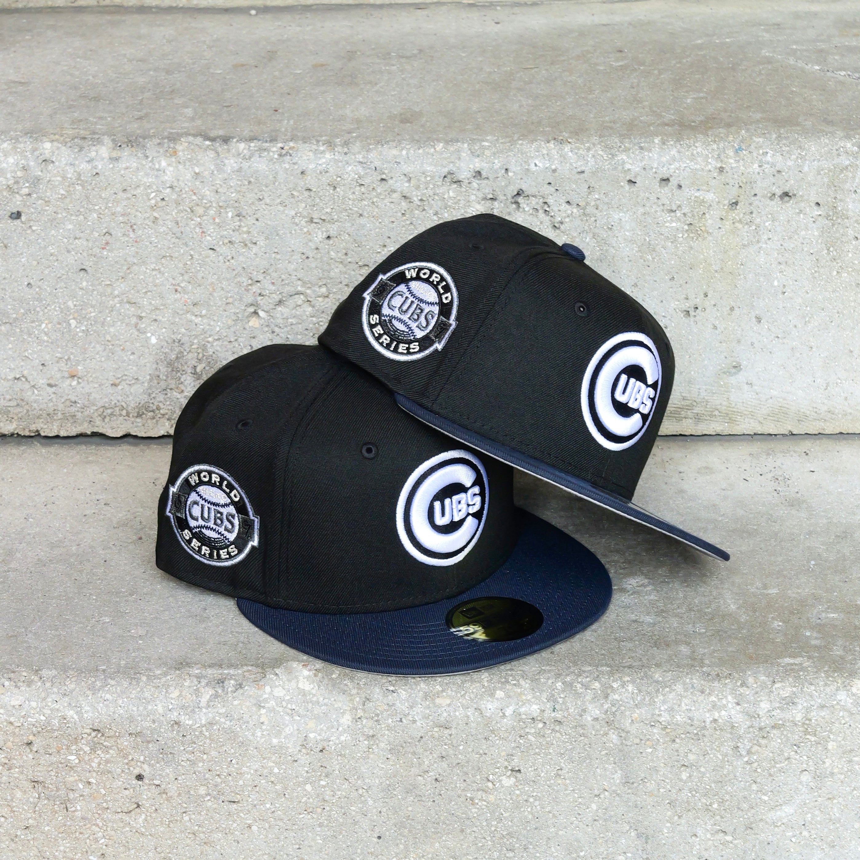 New Era Chicago Cubs World Series Side Patch Fitted (Black/Navy)