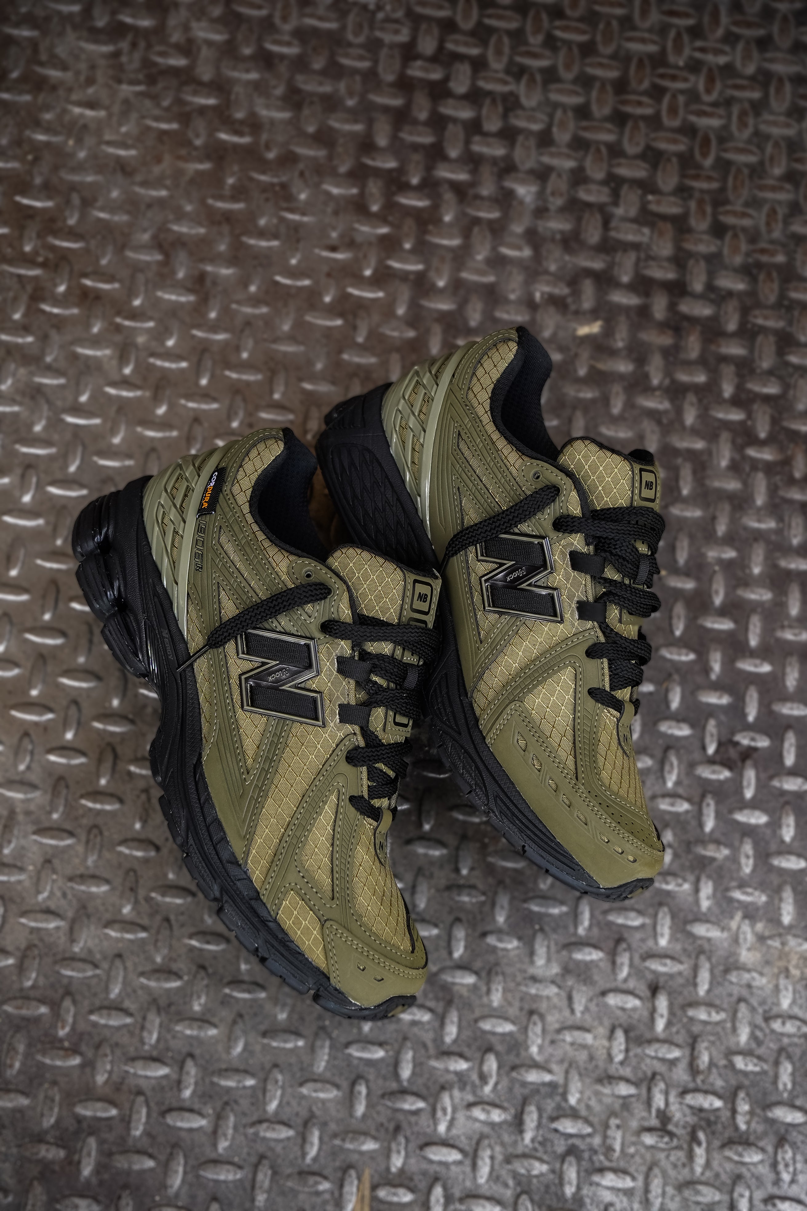 Mens New Balance 1906R Cordura (Olive/Black) - M1906RWA