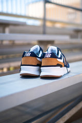 Mens New Balance 997H (Peacoat) - CM997HHD - New Balance
