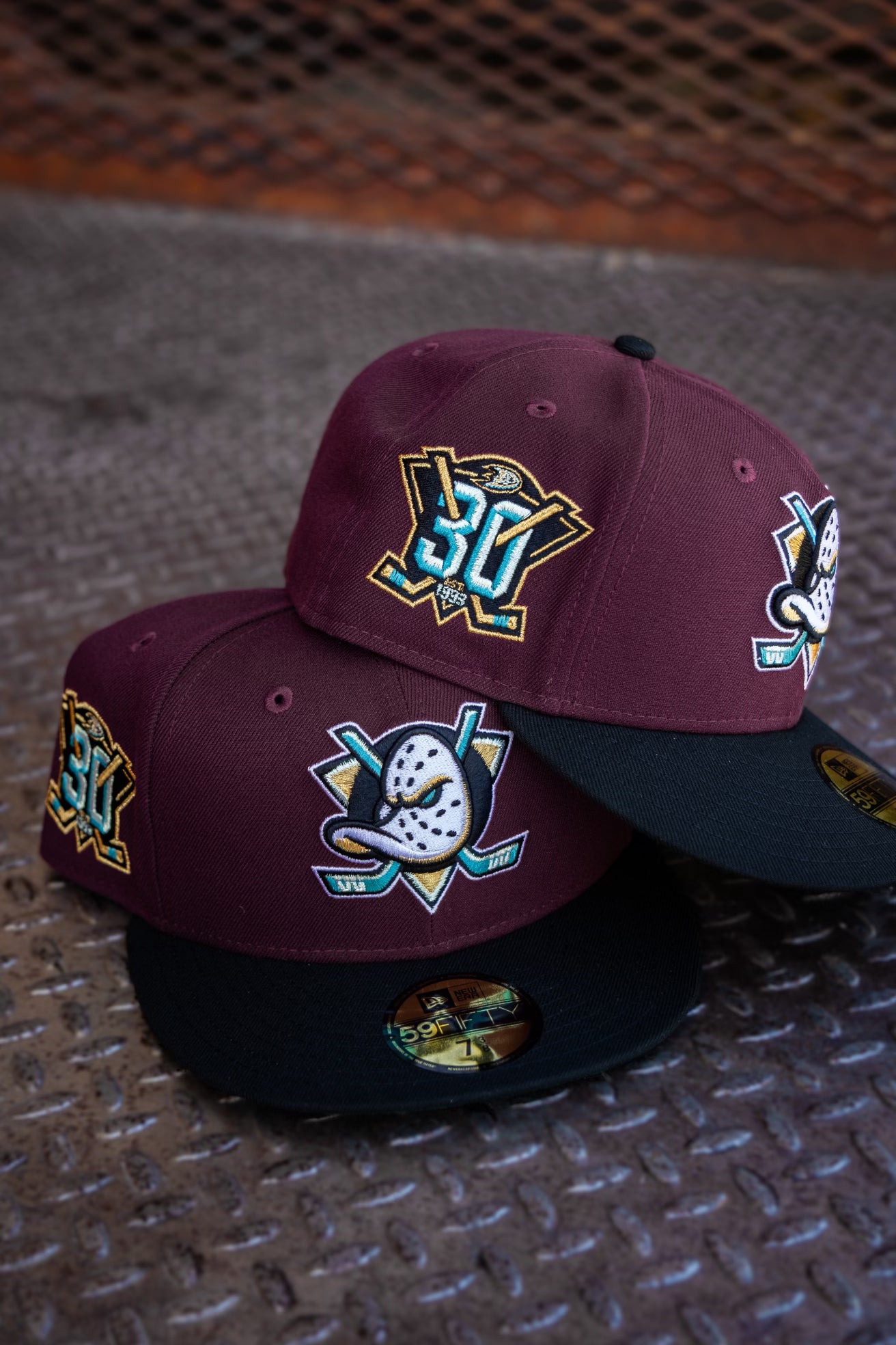 New Era Anaheim Ducks 30th Anniversary Green UV 59Fifty Fitted (Maroon/Black)