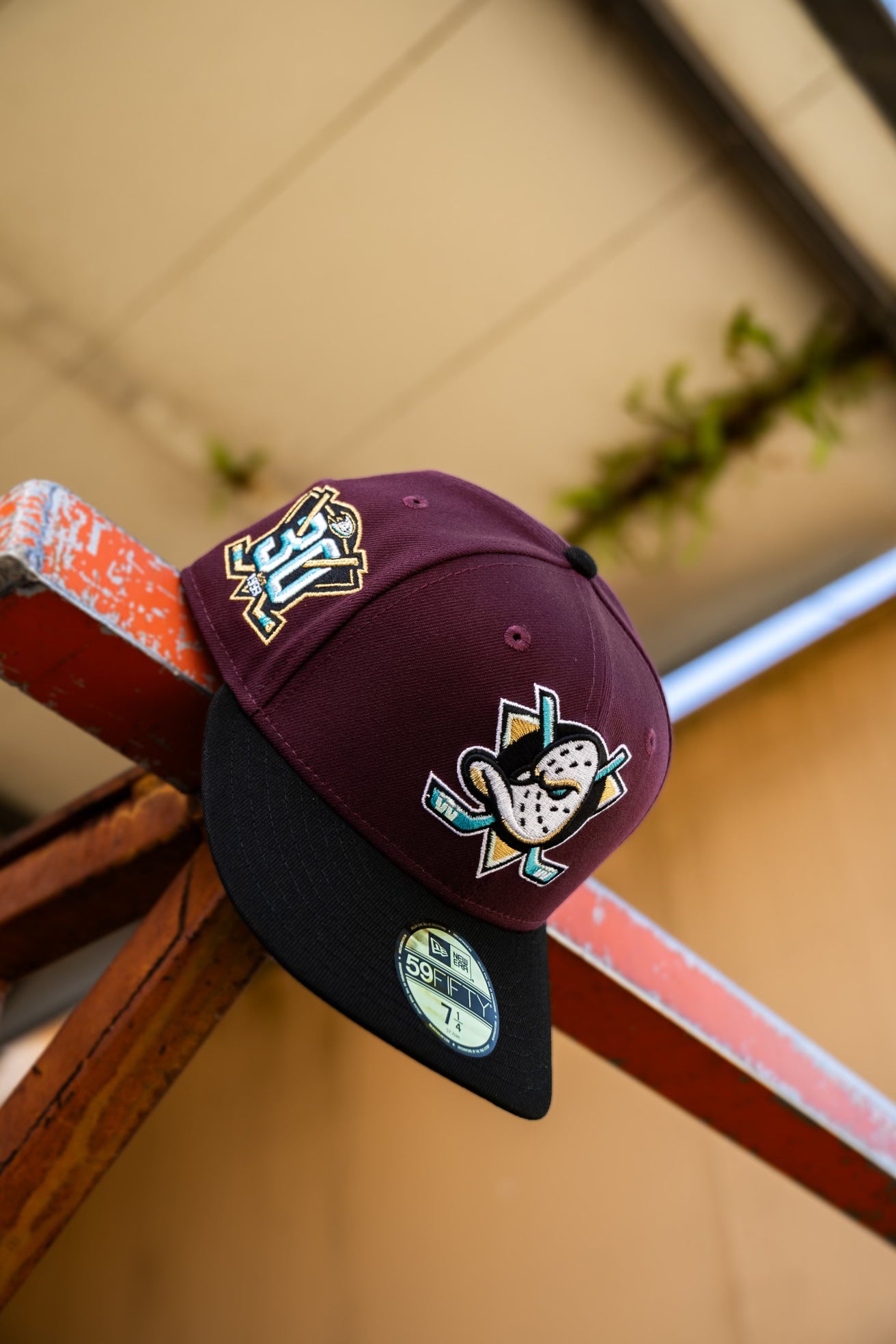 New Era Anaheim Ducks 30th Anniversary Green UV 59Fifty Fitted (Maroon/Black)